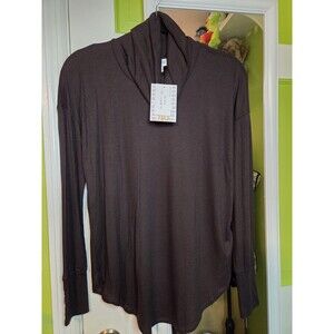 Lularoe Aubrey SOLID BROWN Womens Shirt Size XS NWT Button Detail on Sleeves‎